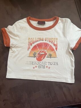 Cotton On Boho Cropped Graphic Rolling Stones T-shirt